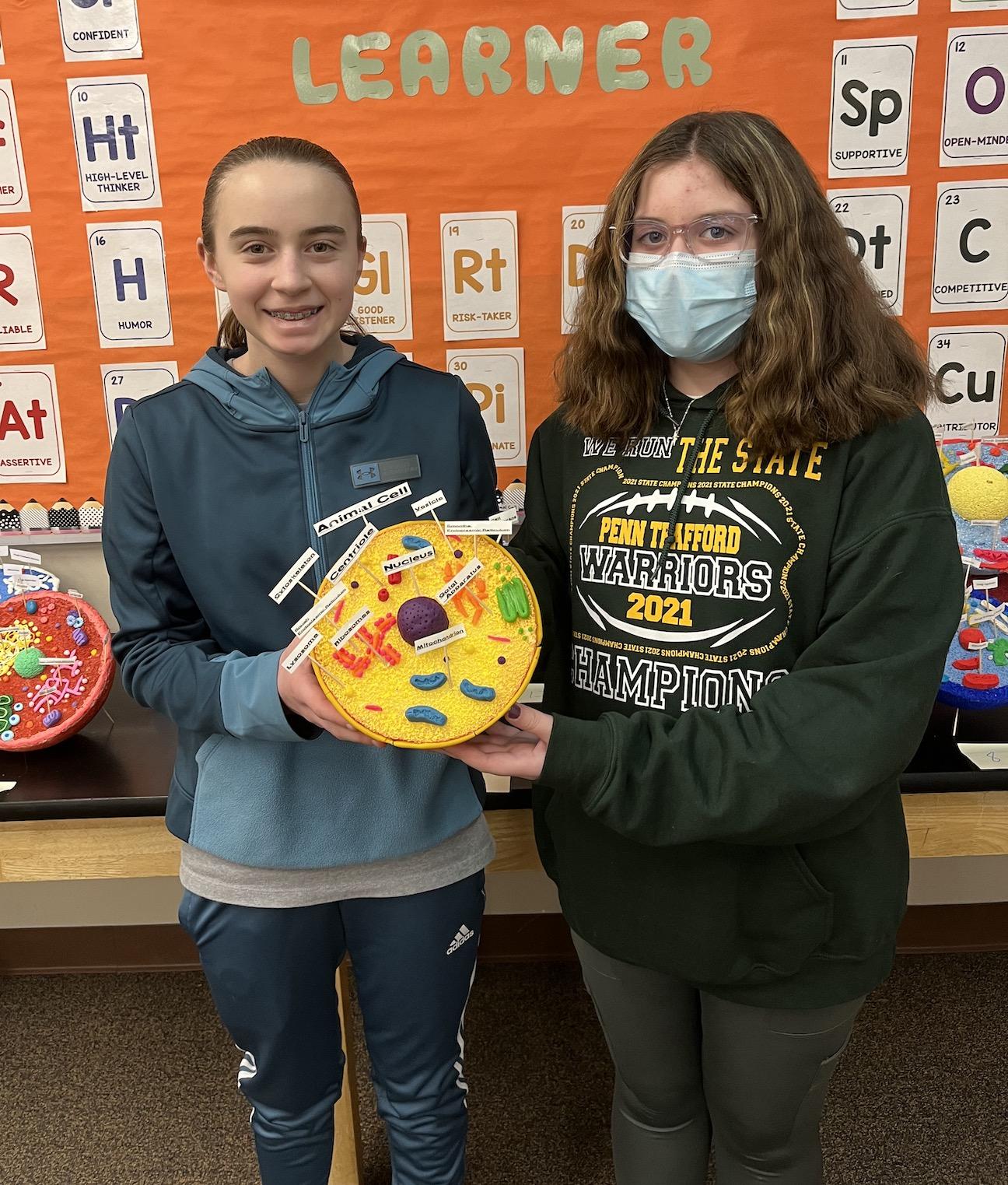 Izzie Fontana and Sofia Stagno with their animal cell model